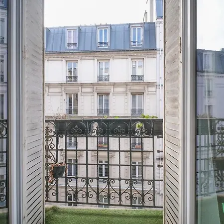 Parisien Avec Balcon - Montmartre Lejlighed